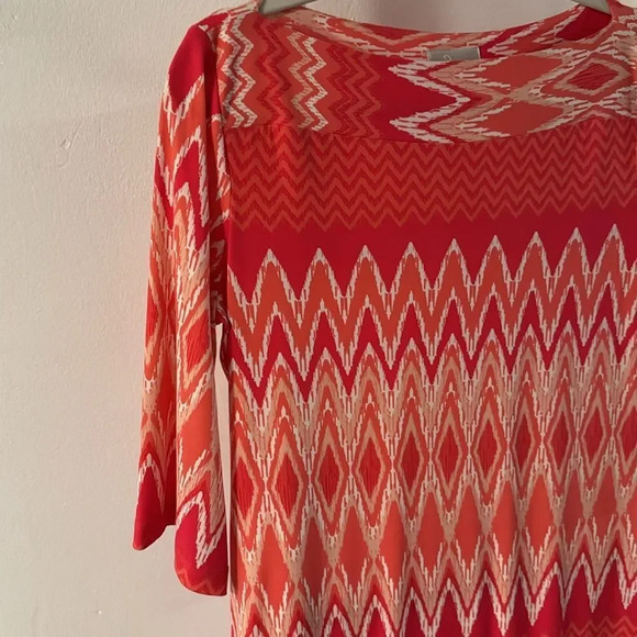 Donna Morgan white/shades of orange ikat print boatneck stretch pullover midi 12 - Picture 2 of 4